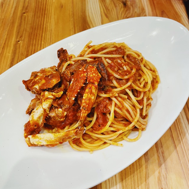 牡蠣とフレッシュトマトのスパゲッティペペロンチーノ