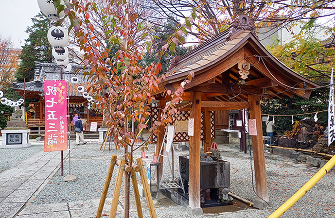 熊野神社の手水舎