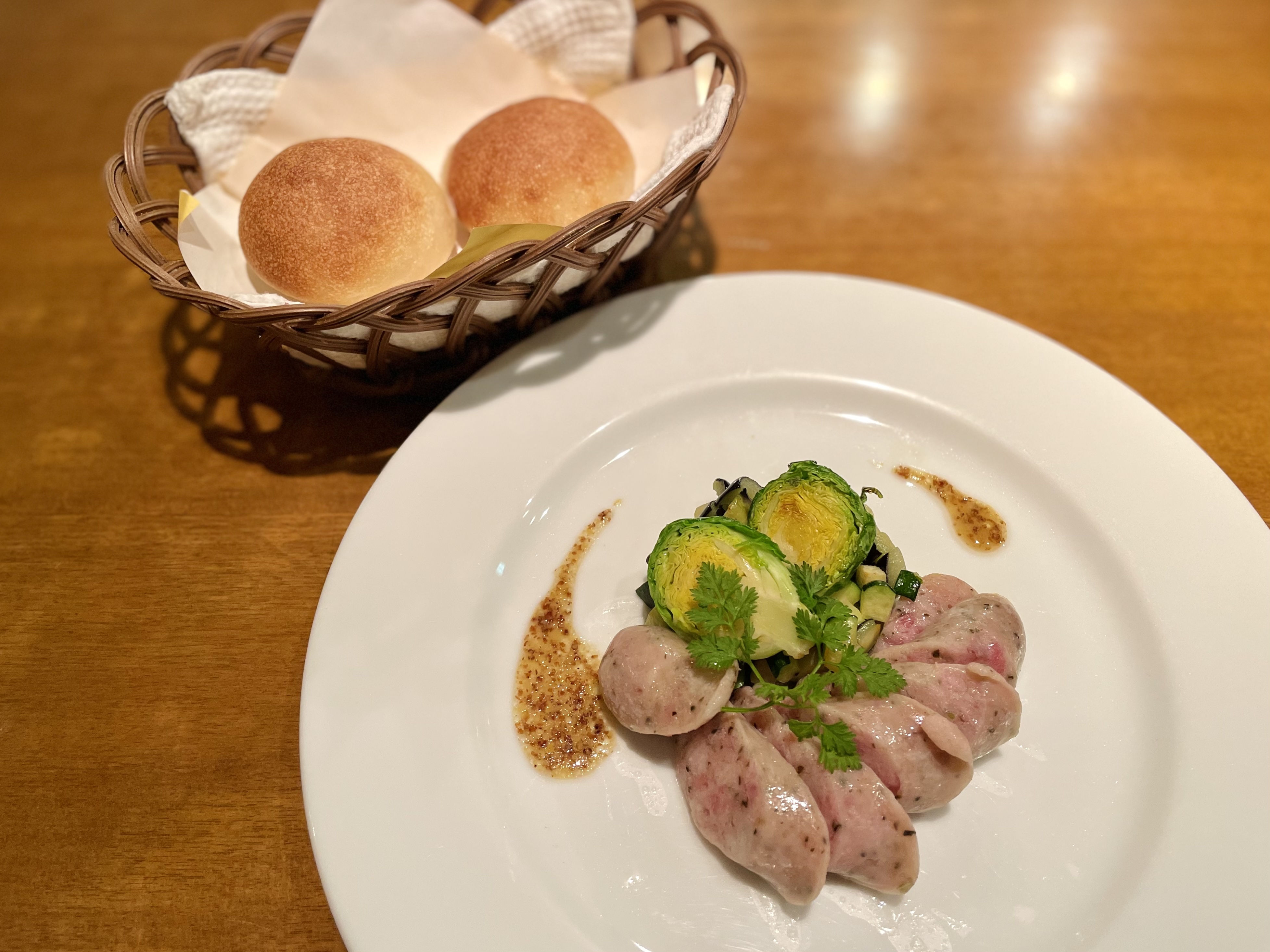 おつまみメニューのソーセージ